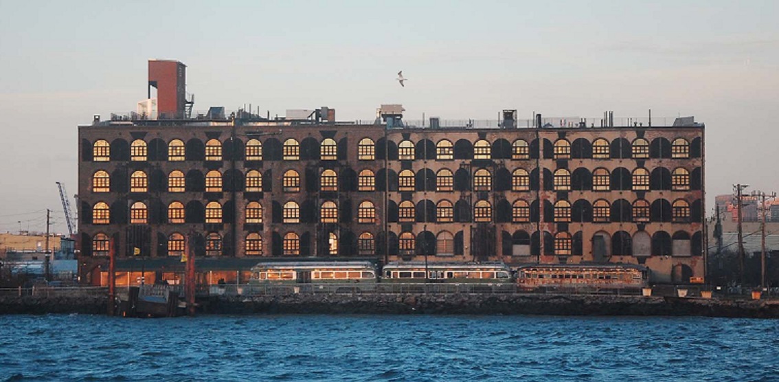 Red_Hook
