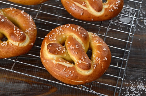 Brezeln (Pretzels)