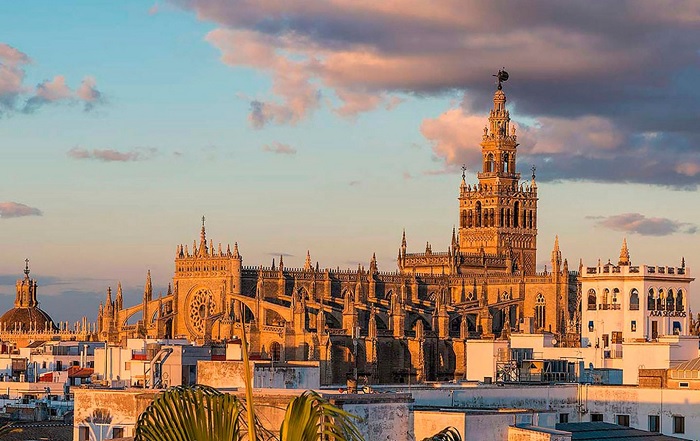 La Giralda y la Catedral de Sevilla